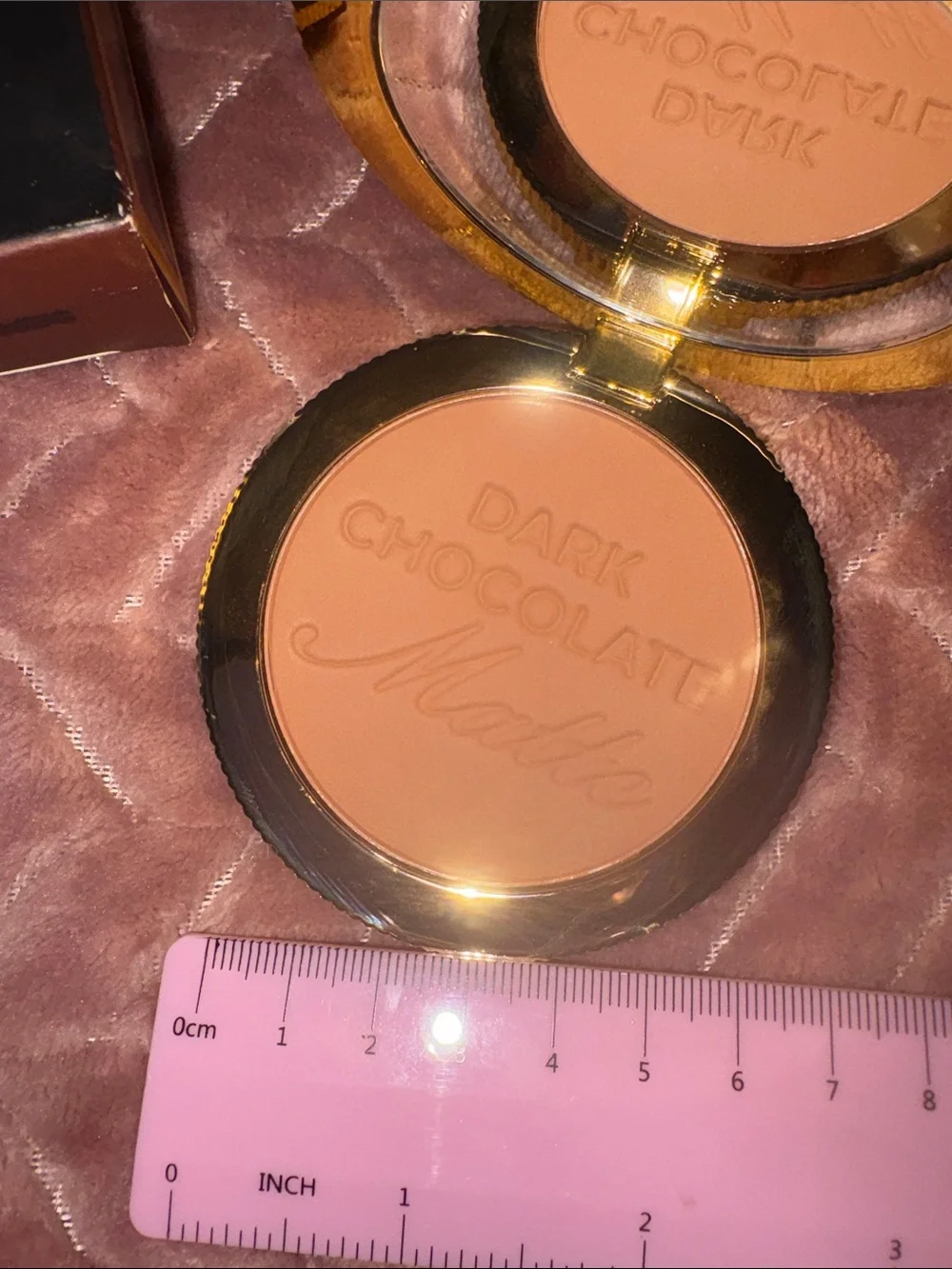 Too Faced matte blurring